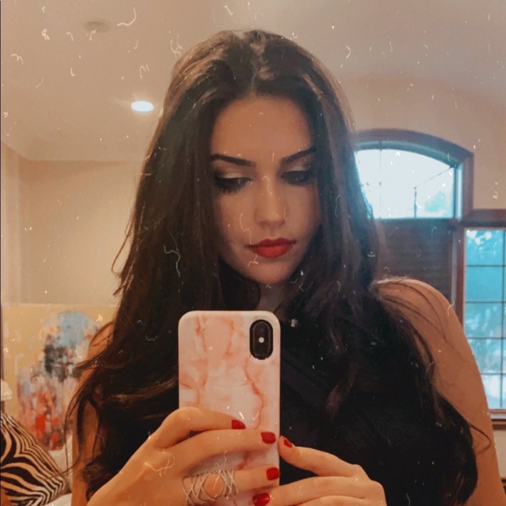 Meet your Posher, Jess